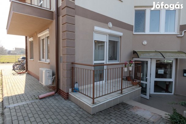Hajdúszoboszló fürdő melletti lakás eladó