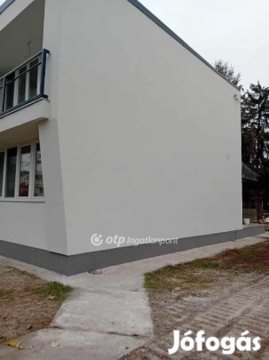 Hajdúszoboszlói 78 nm-es lakás eladó