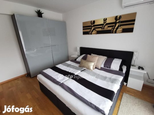 Hajdúszoboszlói 82 nm-es lakás eladó