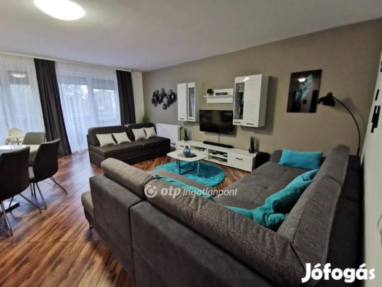 Hajdúszoboszlói 82 nm-es lakás eladó