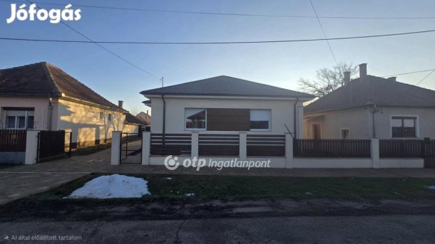 Hajdúszoboszlói 93 nm-es ház eladó