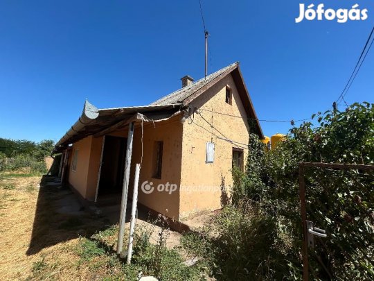 Hajdúszoboszlói eladó 59 nm-es ház