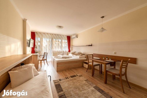 Hajdúszoboszlón a Siesta üdülőben eladó 7 éjszakás pihenés áron alul