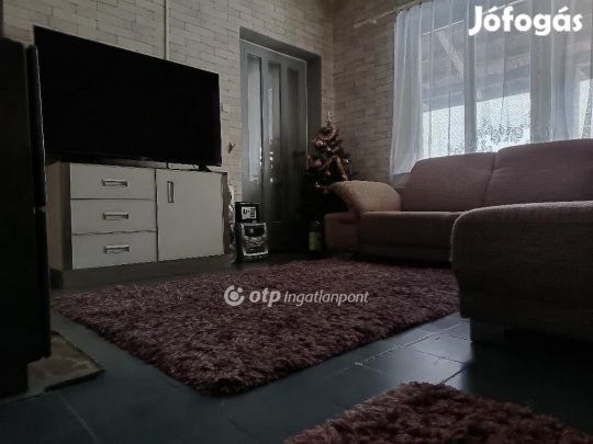 Hajdúszováti 80 nm-es ház eladó