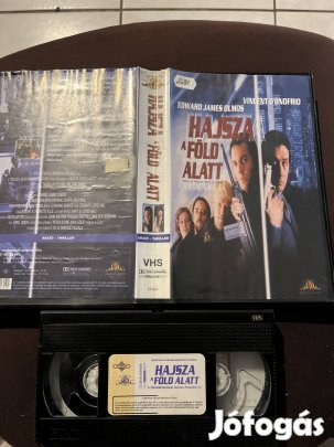 Hajsza a föld alatt akció vhs 