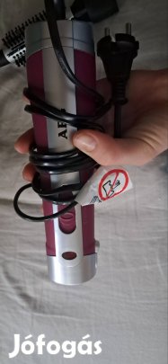 Hajszaritó 2 db fesu fejjel (meg elérhető)