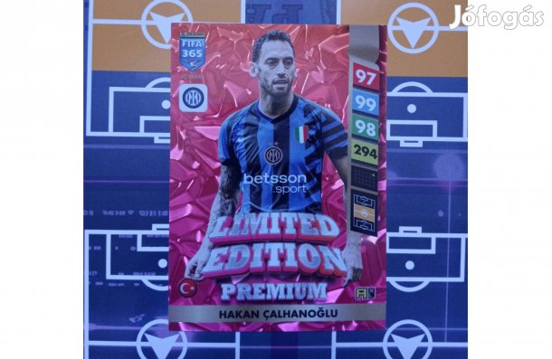 Hakan Calhanoglu (Inter) Panini Fifa 365 2025 Premium Limited kártya