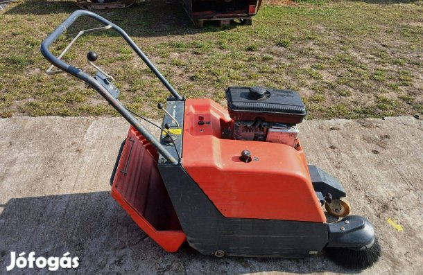 Hako benzinmotoros önjáró seprőgép takarítógép porszívó térkő seprő