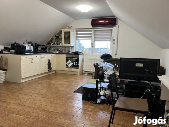 Halászteleki eladó 52 nm-es lakás