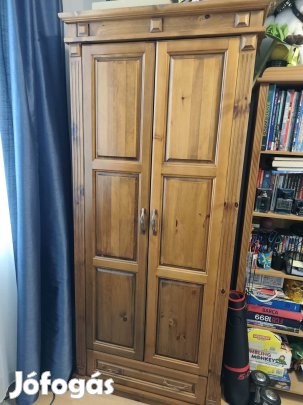 Hálószobabútor íróasztallal