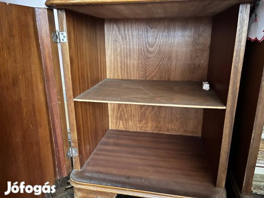 Hálószobai retro Szekrény