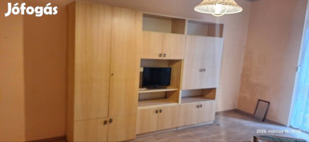Hálószobai szekrénysor eladó