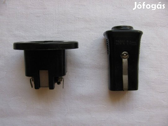 Hálózati csatlakozó dugó és alj párban