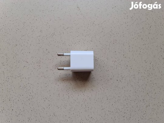Hálózati töltő usb csatlakozással 5v 1a kis méretű