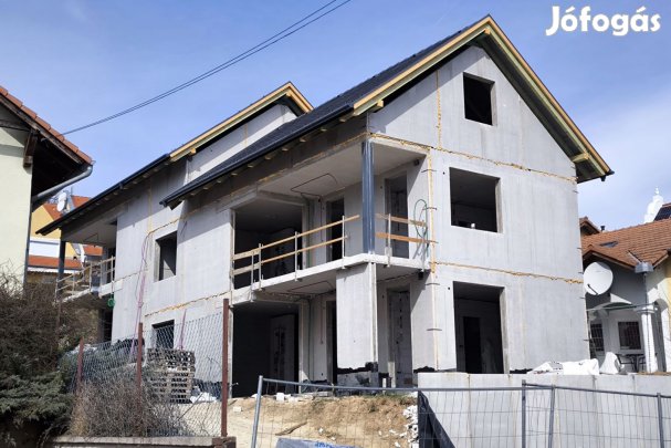 Hamarosan elkészül! 3%-os hitelre is megvásárolható!