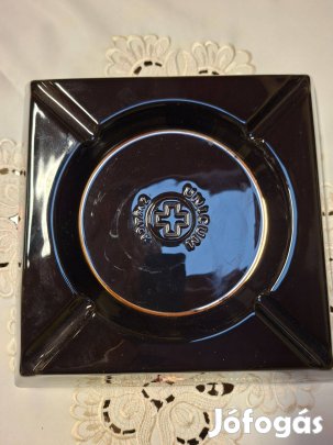 Hamutartó, Exkluziv