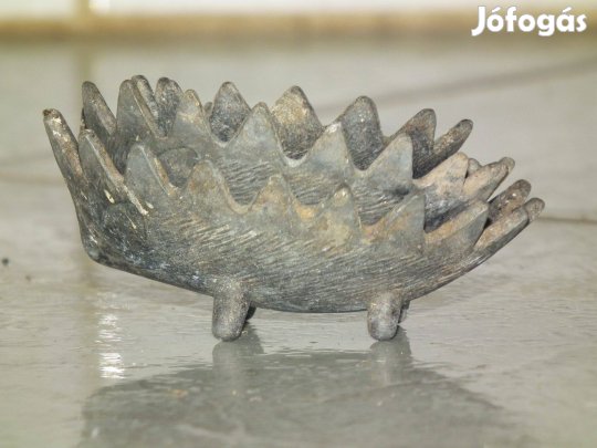 Hamutartó hiányos Walter Bosse stílusú sün hamuzó készlet