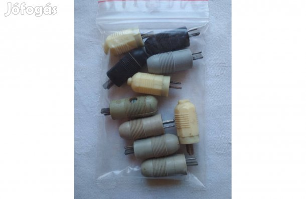 Hangszóró csatlakozó dugó