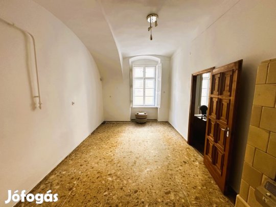 Hangulatos belvárosi lakás a Dzsámi szomszédságában