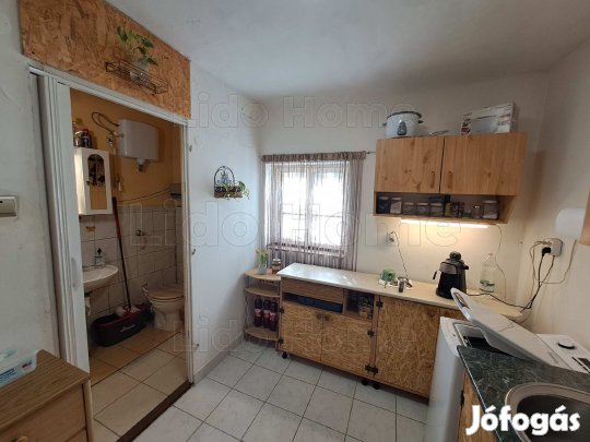 Hangulatos zártkerti ház nagy telekkel eladó Nagykanizsán