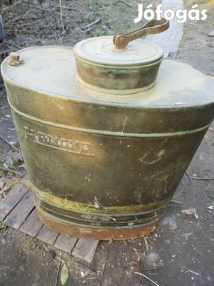 Hangya permetező tartály