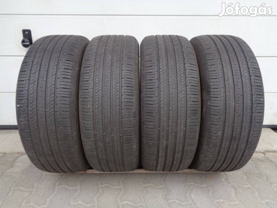 Hankook 235/55R19 nyári gumi 80%-os mintával jó állapotban eladó