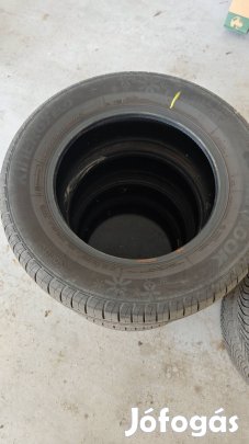 Hankook nyári gumik 195 65 R15 