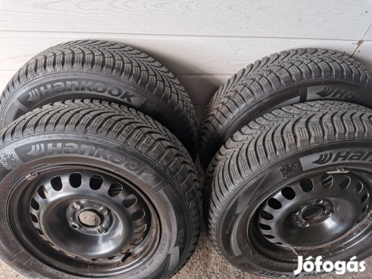 Hankook téli abroncskészlet felnire szerelve