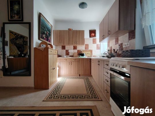 Harkányban eladó családi ház.