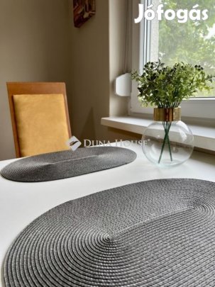 Harkányi 17 nm-es lakás eladó