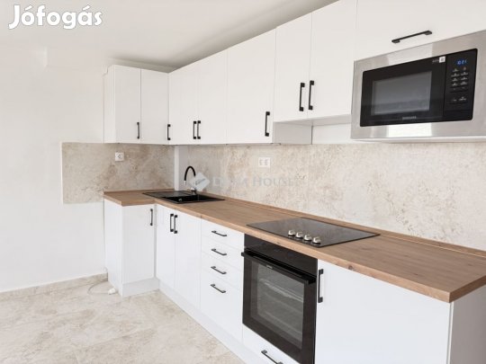 Harkányi 60 nm-es ház eladó