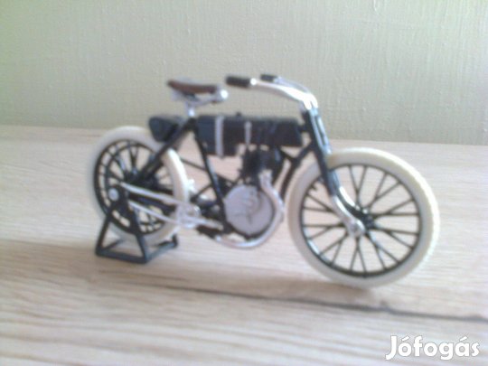Harley davidson 1.24-es