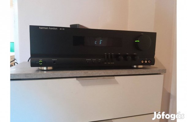 Harman Kardon AVI 100 erősítő