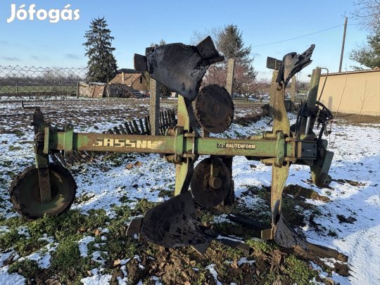 Hármas váltva forgó eke 