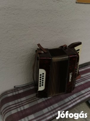 Harmonika eladó 