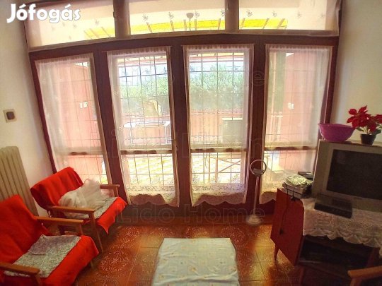 Három generációs családi ház Siófok-Széplakon