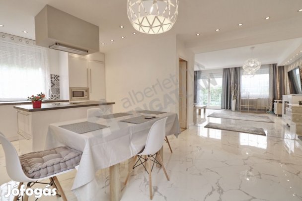 Három hálószobás luxuslakás eladó a Nagybányai úton