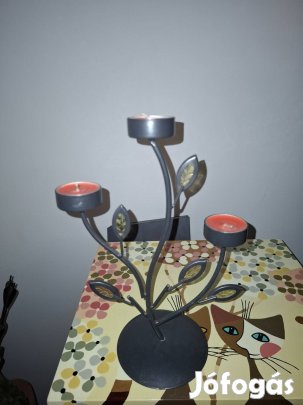 Háromágú fekete fém mécsestartó