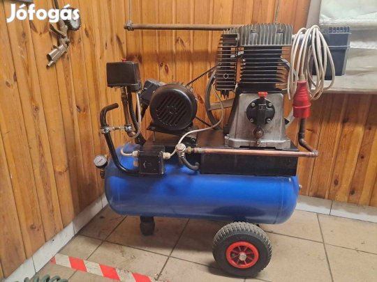 Háromfázisú kompresszor