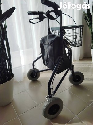 Háromkerekű fékezhető rolator B-4259