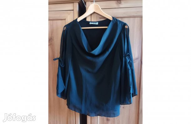 Háromnegyedes ujjú fekete blúz