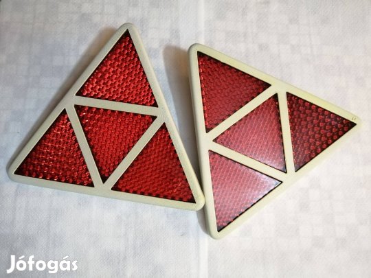 Háromszog prizma fém házas új