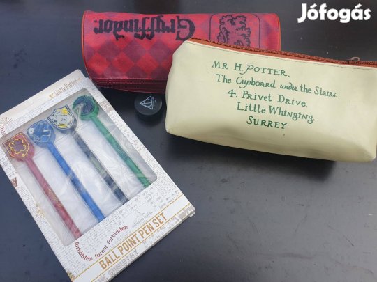 Harry Potter - Roxfort golyóstoll-készlet, tolltartó + ajándék