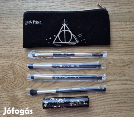 Harry Potter neszeszer sminkecset szett és újratölthető parfüm tároló