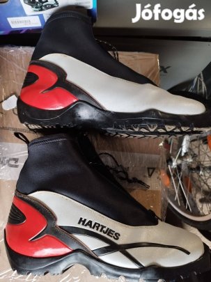 Hartjes sífutócipő 44-es