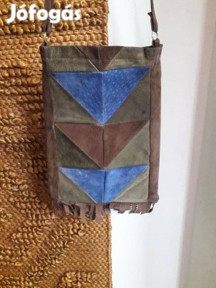 Hasított bőr oldaltáska, tarisznya