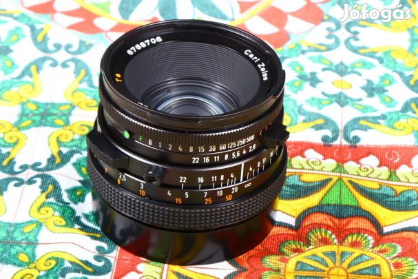 Hasselblad CF 2.8 80mm Carl Zeiss Planar objektív 