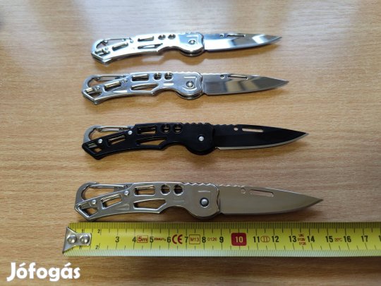 Használatlan karabineres kisbicskák 3000ft/db