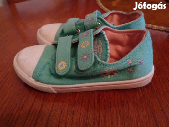 Használt 29 es kislány váltó cipő