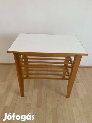 Használt 2 db kis asztal